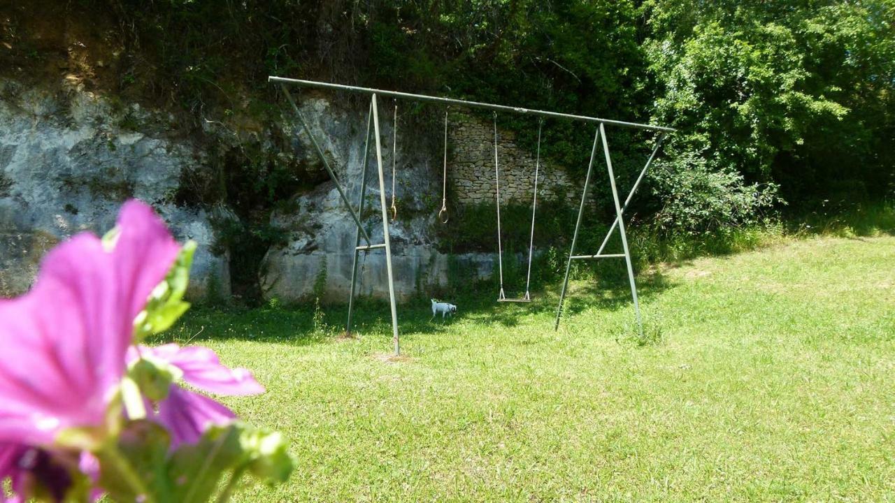 Petites Maisons Avec Piscine Сарла-ла-Канеда Екстериор снимка